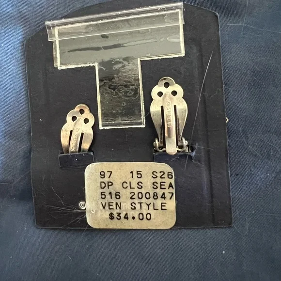 M.W. Samara Vintage Silver Clip Earrings, NWT - Picture 2 of 3